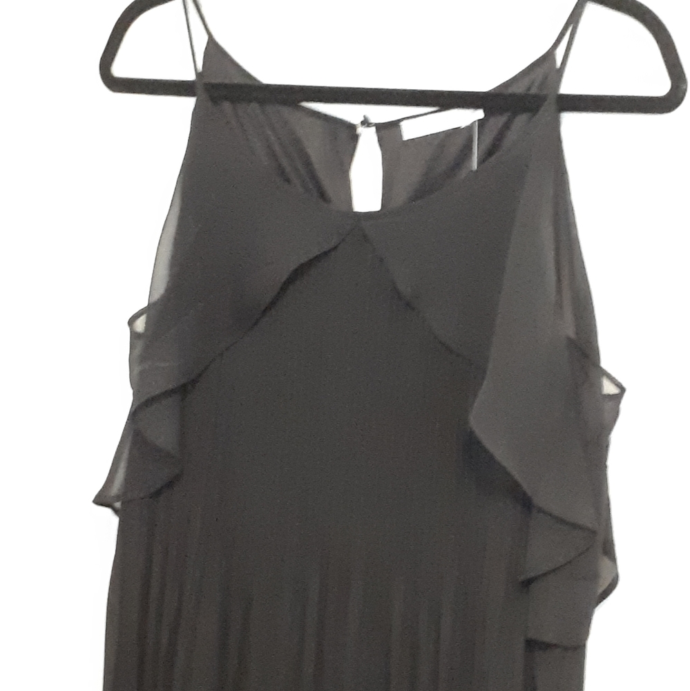 Sleeveless top